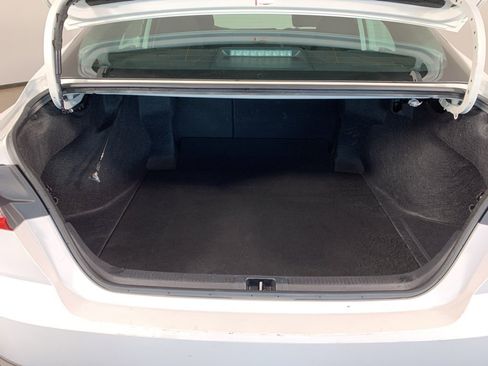 Used 2025 Toyota Camry LE image 28