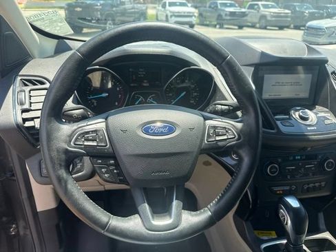Used 2019 Ford Escape Titanium FWD image 15