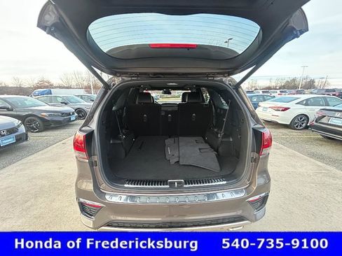 Used 2019 Kia Sorento SX image 12