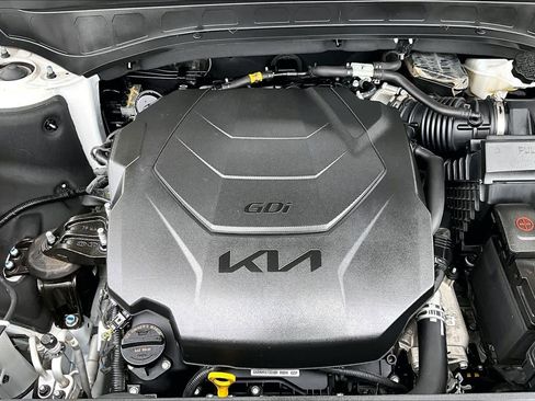 Used 2024 Kia Telluride EX w/ EX Captain's Chair Package image 31