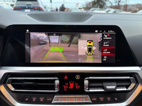 Used 2021 BMW M4 Competition w/ Executive Package RWD image 17
