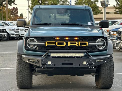 Used 2023 Ford Bronco Wildtrak image 11