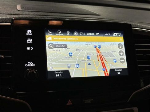 Certified 2022 Honda Pilot Touring image 31