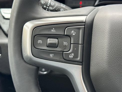 Used 2025 Chevrolet Silverado 1500 LT image 33