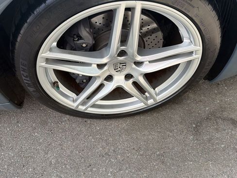 Used 2017 Porsche 911 Carrera image 12