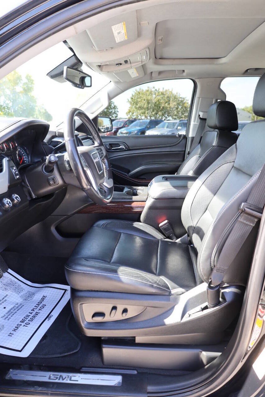 Used 2020 GMC Yukon SLT AWD/4WD image 13