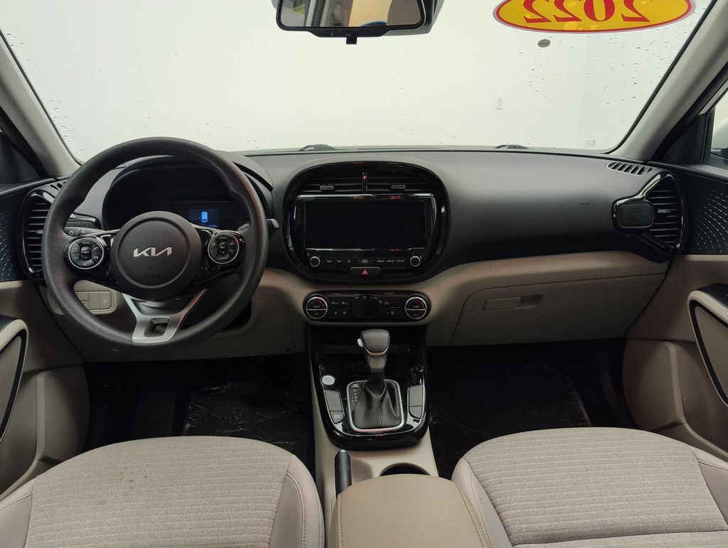 Used 2022 Kia Soul S FWD image 14