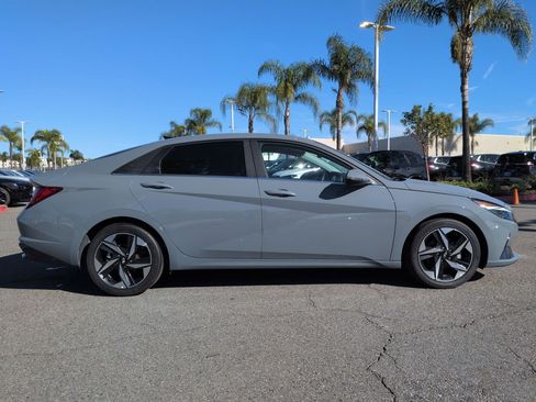 Used 2023 Hyundai Elantra Limited w/ Cargo Package image 11