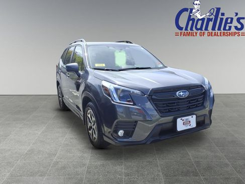 Certified 2024 Subaru Forester Premium AWD/4WD image 3