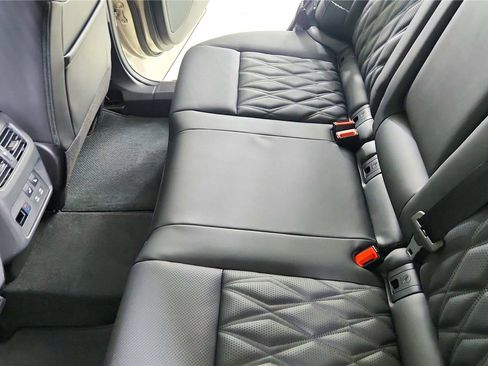 New 2026 Nissan Rogue Platinum w/ Platinum Premium Package image 36