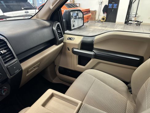 Used 2017 Ford F150 XLT image 23