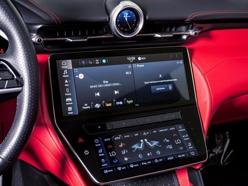 Used 2024 Maserati GranCabrio Trofeo image 24