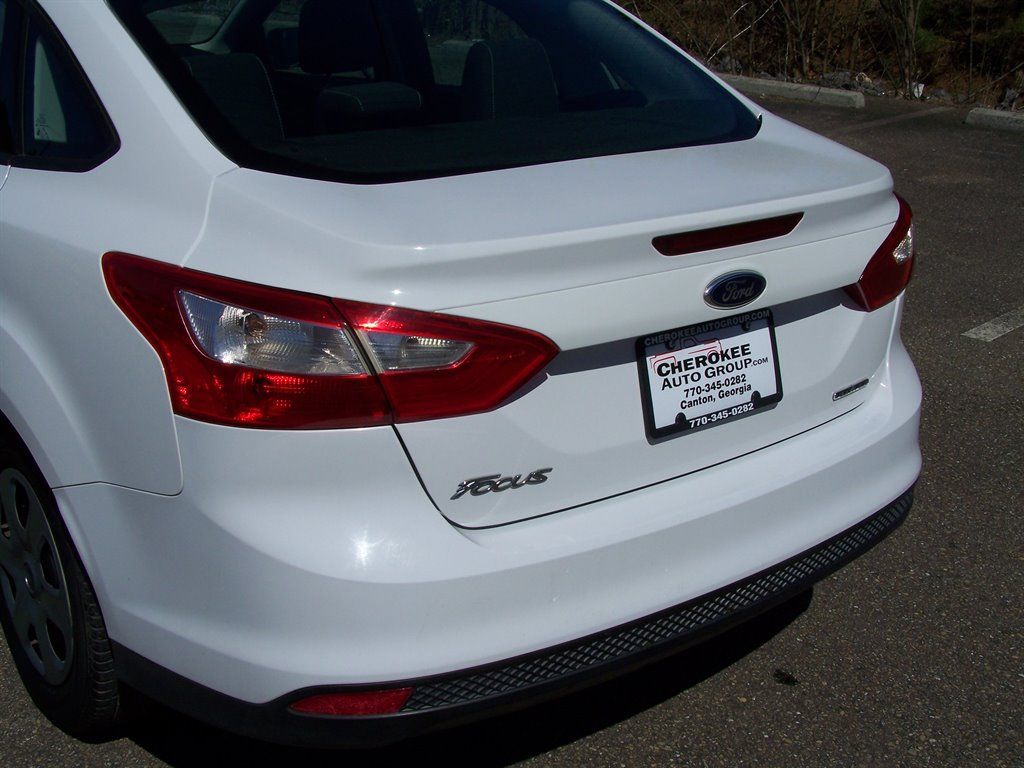 Used 2013 Ford Focus S FWD image 19