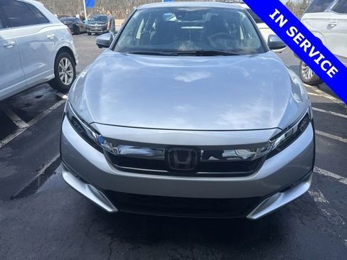 Used 2021 Honda Clarity Touring image 2
