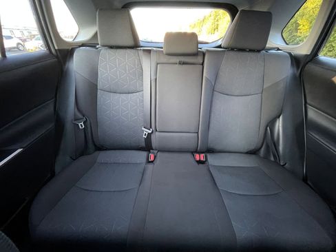 Used 2025 Toyota RAV4 XLE image 38