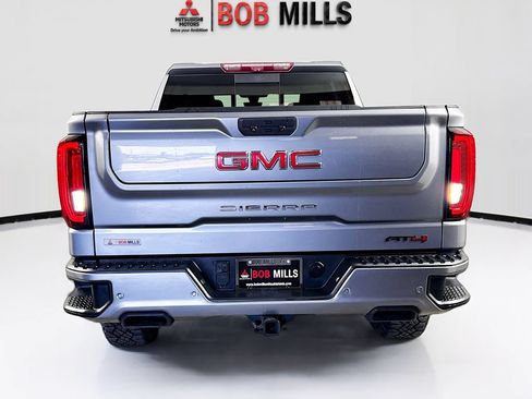 Used 2021 GMC Sierra 1500 AT4 w/ AT4 Value Package AWD/4WD image 6