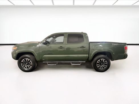 Used 2021 Toyota Tacoma TRD Sport w/ Technology Package RWD image 21