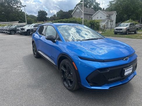 New 2025 Chevrolet Equinox EV RS w/ Convenience Package II image 7