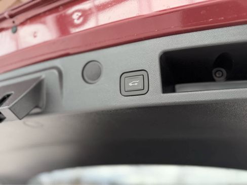 New 2026 Chevrolet Equinox LT w/ Convenience Package II image 37