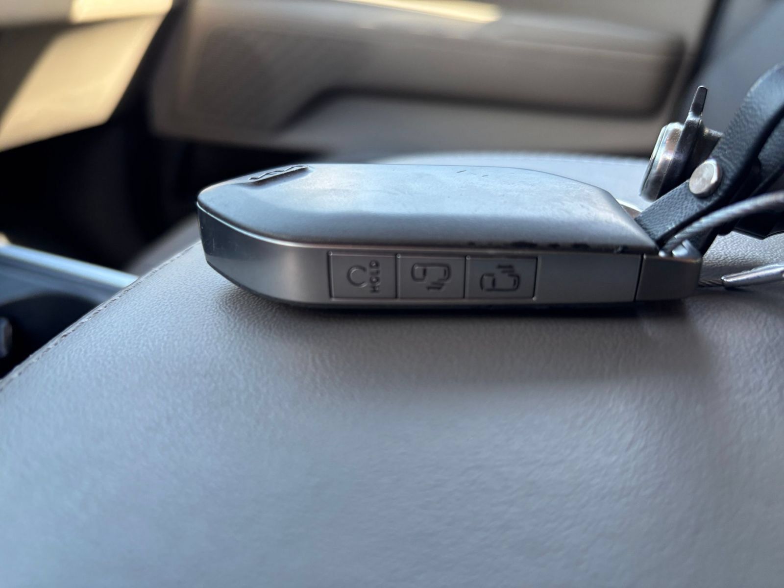 Used 2026 Kia Carnival FWD image 26