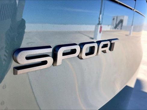 New 2026 Land Rover Range Rover Sport SE image 9