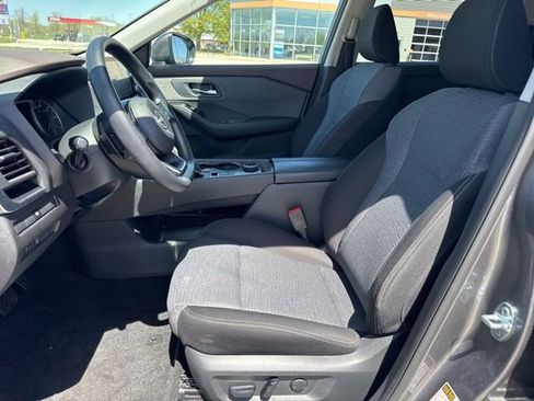 Used 2023 Nissan Rogue SV AWD/4WD image 8