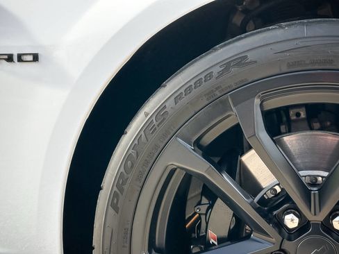 Used 2014 Chevrolet Camaro ZL1 image 20