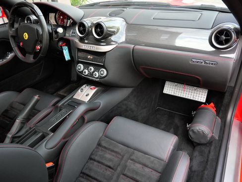 Used 2009 Ferrari 599 GTB Fiorano RWD image 29