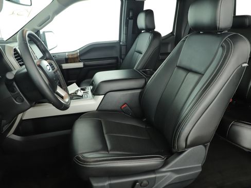 Used 2019 Ford F150 Lariat w/ Equipment Group 502A Luxury image 21