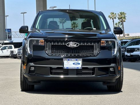 New 2025 Ford Maverick Lobo image 8