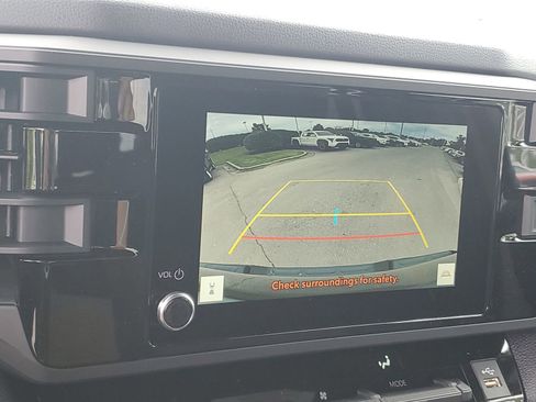 Used 2026 Toyota Tundra SR AWD/4WD image 26