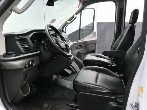 Used 2024 Ford Transit 250 148 Medium Roof image 18