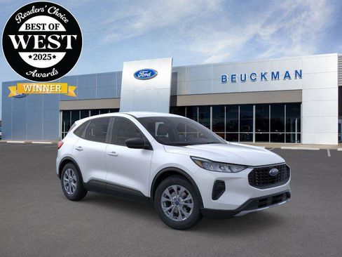 Used 2026 Ford Escape Active w/ Cold Weather Package image 1