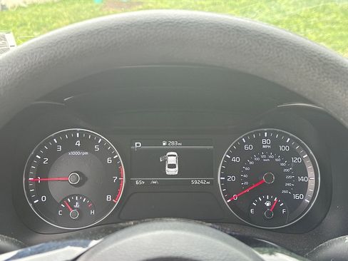 Used 2023 Kia Forte LXS FWD image 20