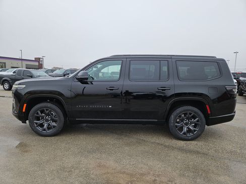 New 2026 Jeep Grand Wagoneer Limited w/ Premium Group II image 6