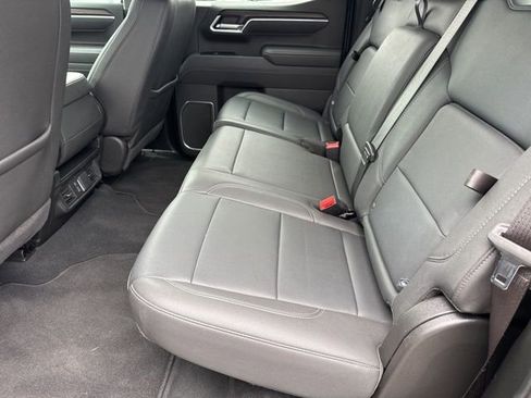 Used 2025 GMC Sierra 1500 SLT image 23