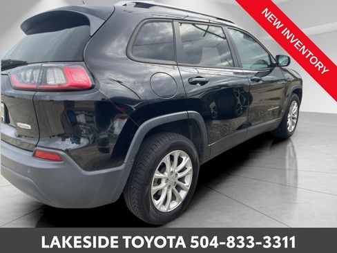 Used 2020 Jeep Cherokee Latitude image 5