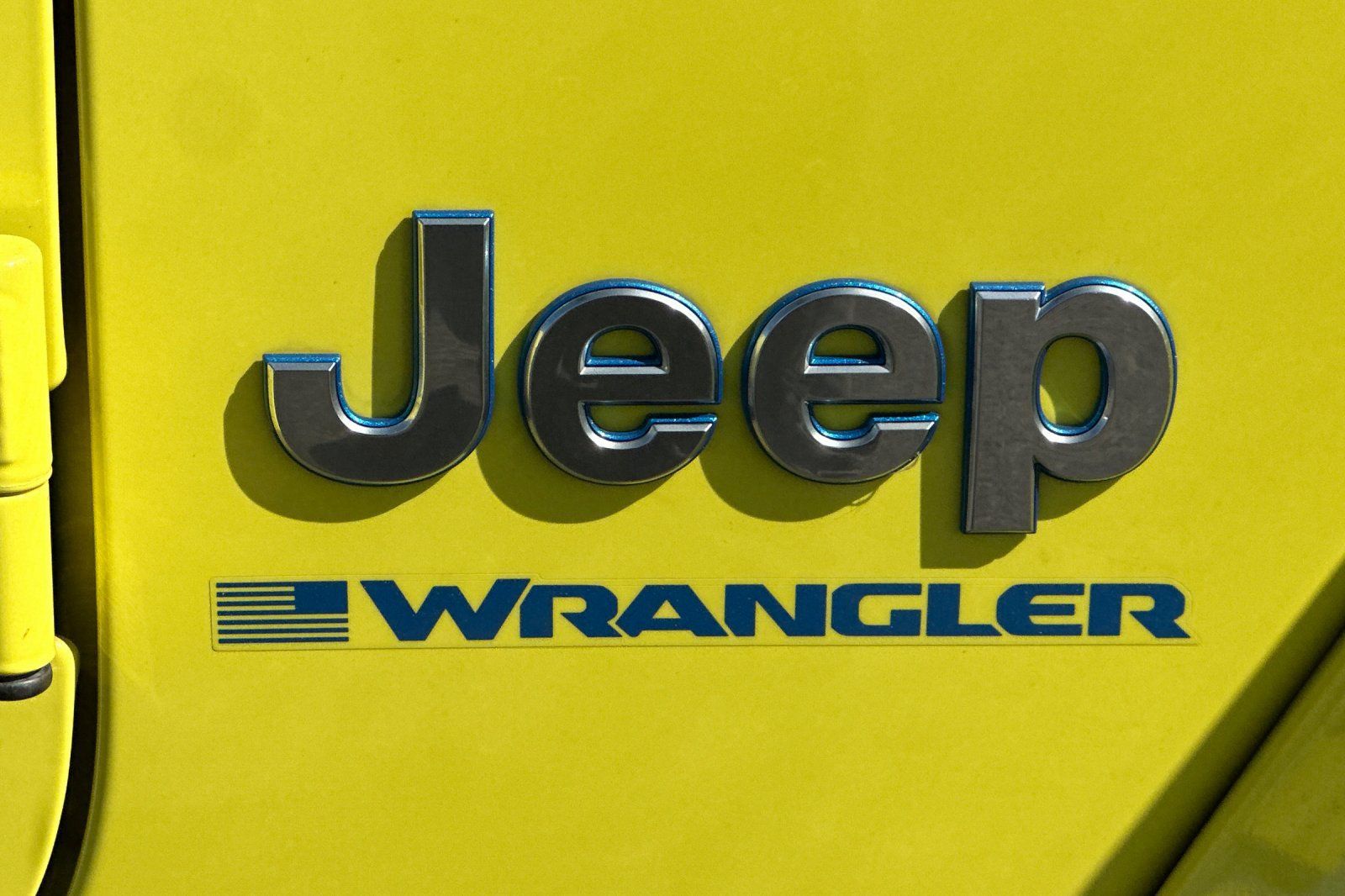 Used 2023 Jeep Wrangler Unlimited Sahara AWD/4WD image 38