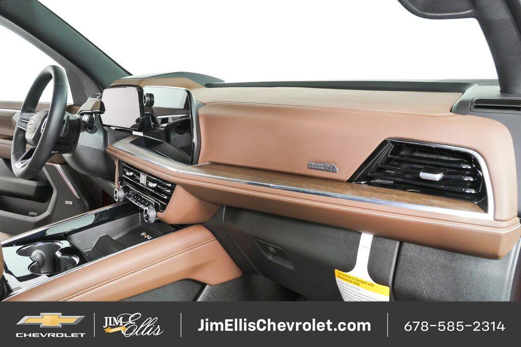 New 2026 Chevrolet Tahoe High Country w/ Sun And Tow Package AWD/4WD image 24