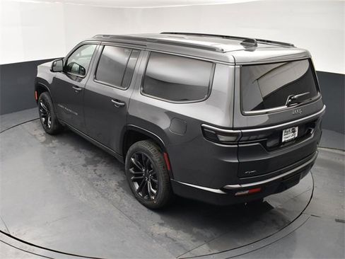 New 2026 Jeep Grand Wagoneer Summit image 16