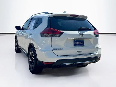 Used 2017 Nissan Rogue SL w/ SL Premium Package AWD/4WD image 6