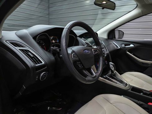Used 2018 Ford Focus Titanium FWD image 10
