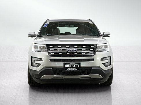 Used 2017 Ford Explorer Limited AWD/4WD image 8