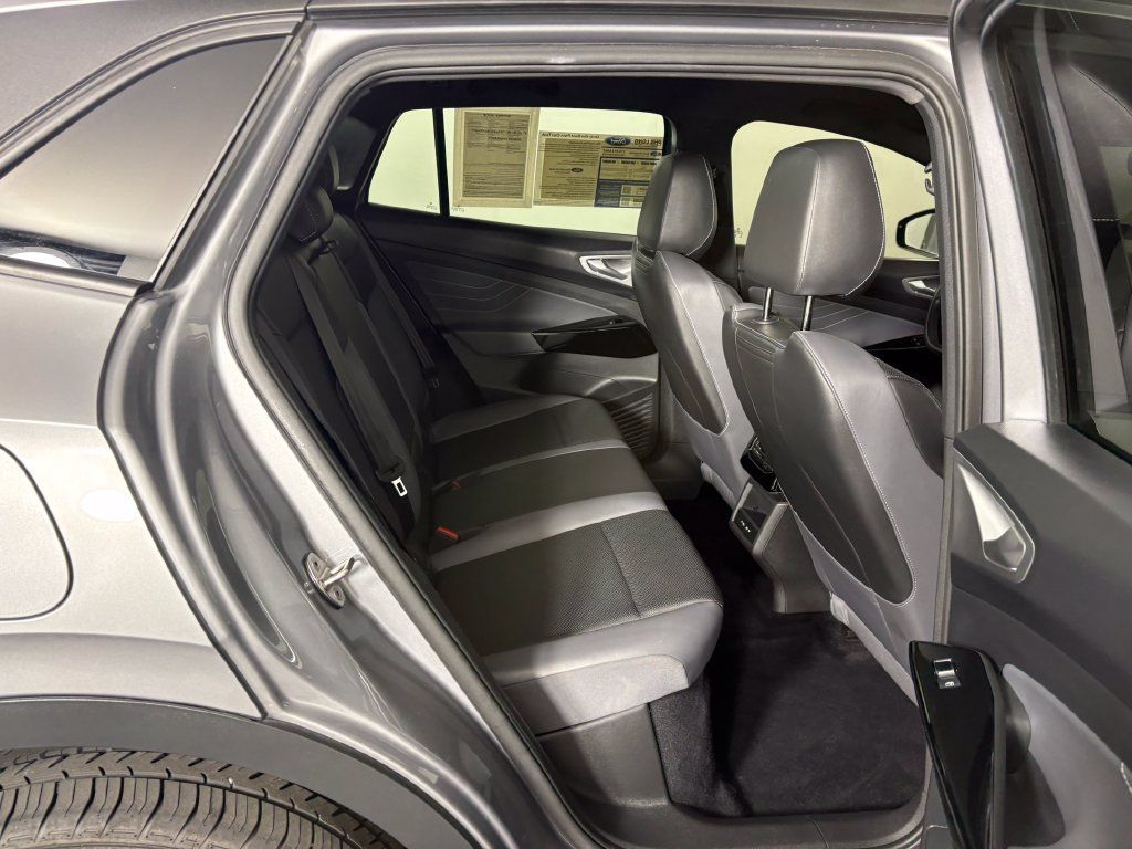 Used 2023 Volkswagen ID.4 Pro S AWD/4WD image 34