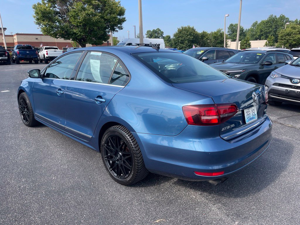 Used 2017 Volkswagen Jetta SEL FWD image 11