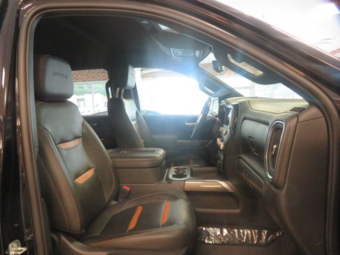 Used 2021 GMC Sierra 1500 AT4 w/ AT4 Premium Package AWD/4WD image 26