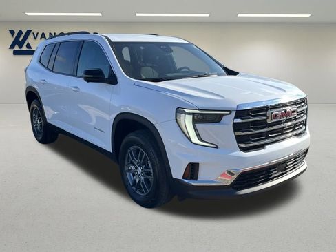 Used 2025 GMC Acadia Elevation image 8