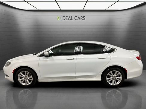 Used 2016 Chrysler 200 Limited FWD image 8
