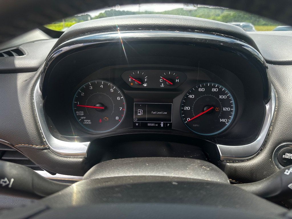 Used 2019 Chevrolet Traverse LT FWD image 19