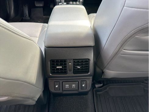 Used 2019 Subaru Outback 2.5i Limited image 19